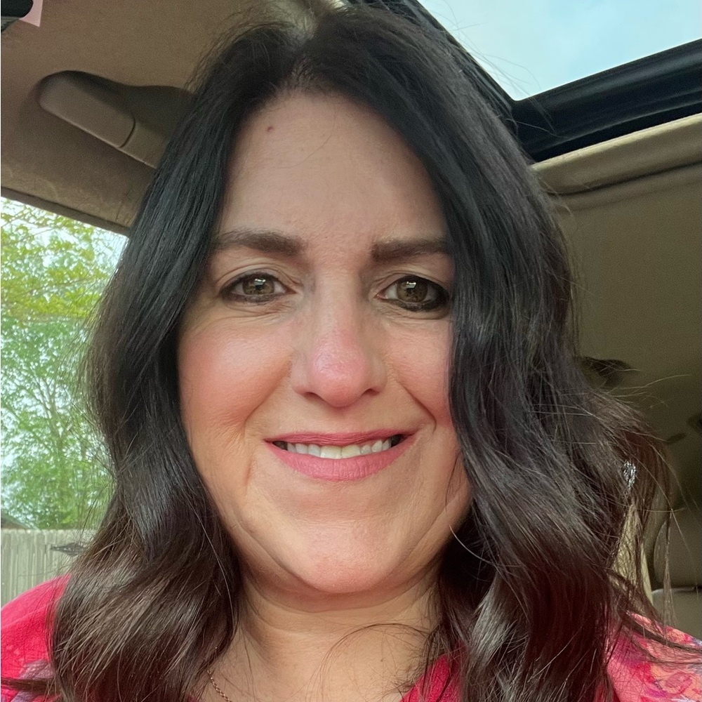 Meet your Posher, Lisa
